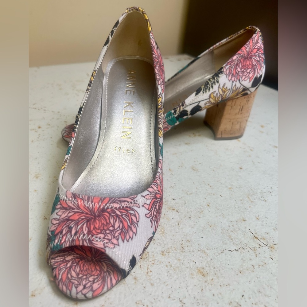ANNE KLEIN IFLEX, MEREDITH, PEEP TOE, DRESS PUMPS PRINTED NWOT SIZE 8M